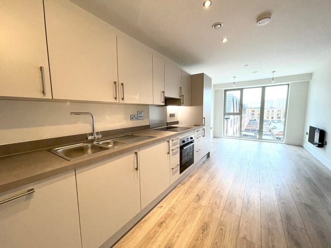 Brand new luxury apartment,  Bristol Street Main Photo
