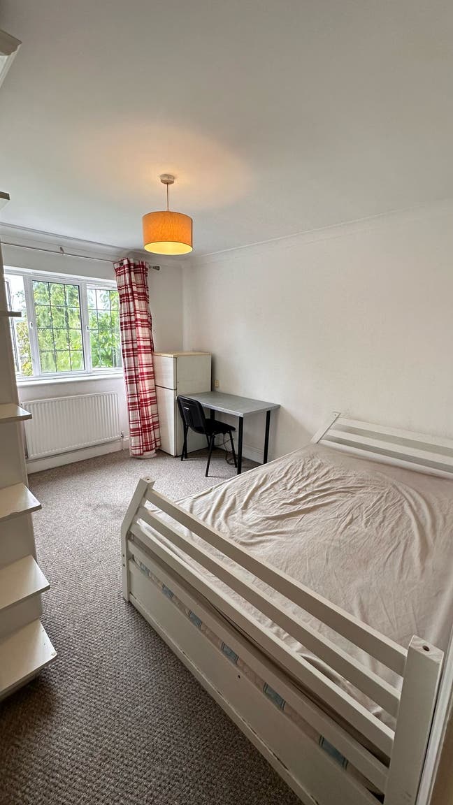 🌟 Double Room to Let in Harrow/ Preston Main Photo
