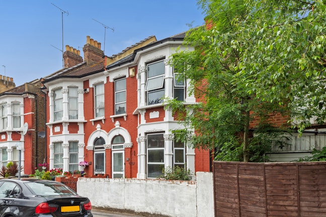 🌸 Stylish Couple Room N8 – Bills & WiFi Included Main Photo