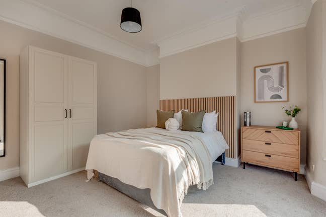 Brand New Stunning 7 Bedroom Home!  Main Photo