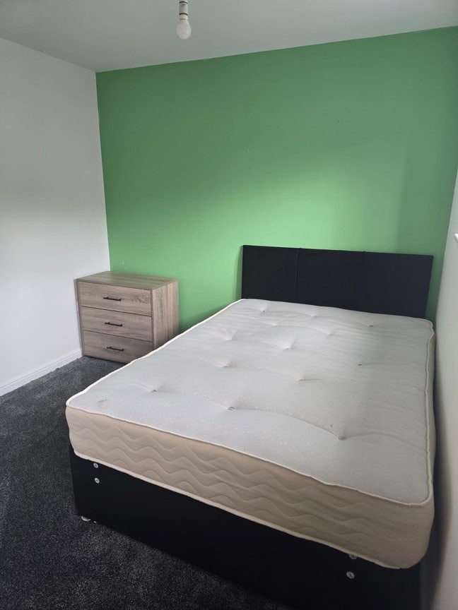 Double room available in Cambridge  Main Photo