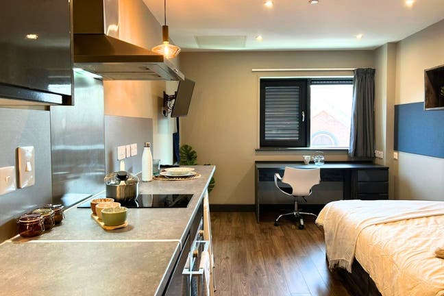 Lumis Cardiff Standard Studio Available Main Photo