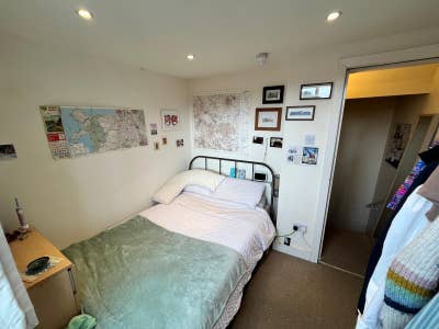 Cozy Double Room in a friendly Meanwood home Main Photo