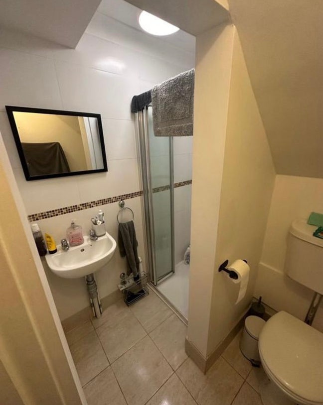 Spacious room in a friendly house £500 Main Photo