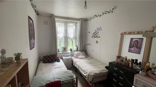 Rent for one shared room Main Photo