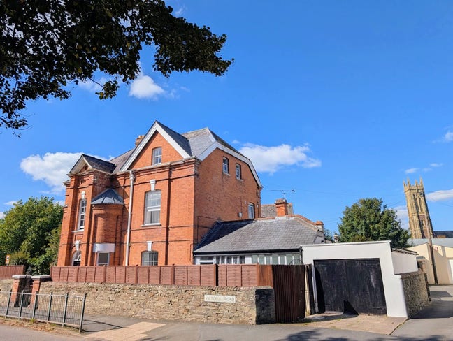 Recently refurbished Victorian home at Rock Park Main Photo
