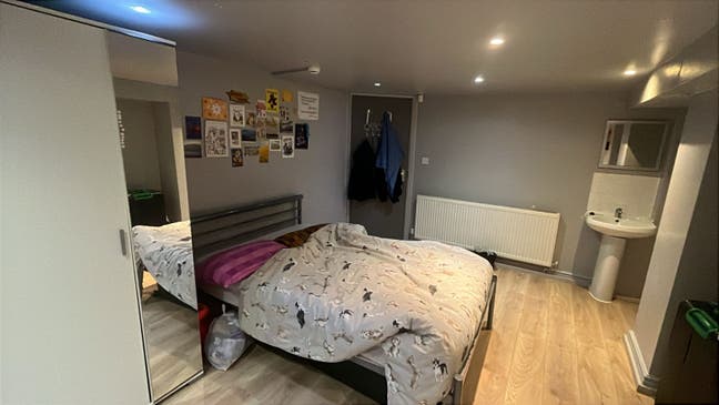 Tenancy Takeover– 1 Room in 7-Bed Flat (Bills Inc) Main Photo