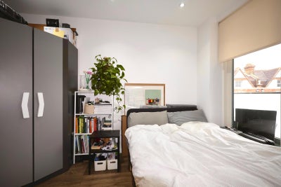 Room in Clapham South with Private Bathroom Main Photo