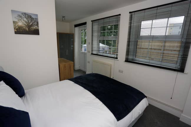 Luxurious Room in Central Maidstone with Parking Main Photo