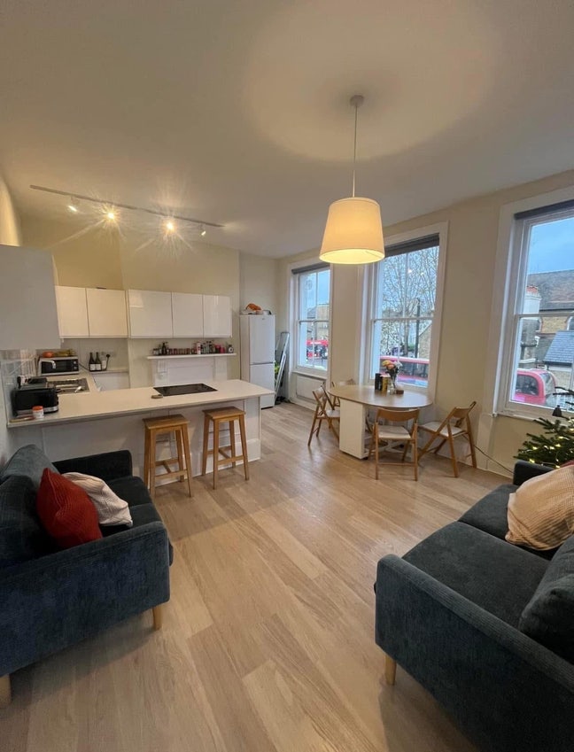 Double Room in 3 Bed Flat - Battersea Main Photo