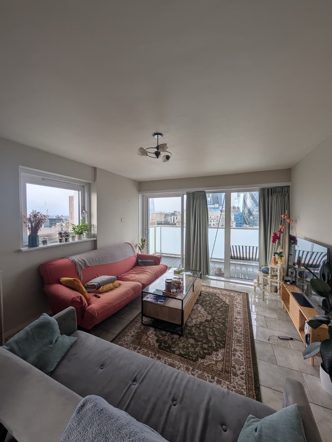 2 Bedroom Flat in Aldgate East  Main Photo