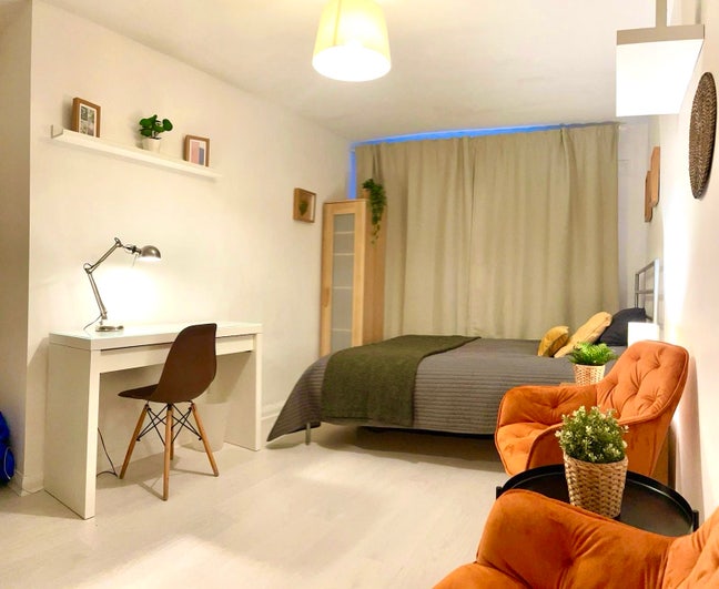 Couples welcome, new decorated. Main Photo