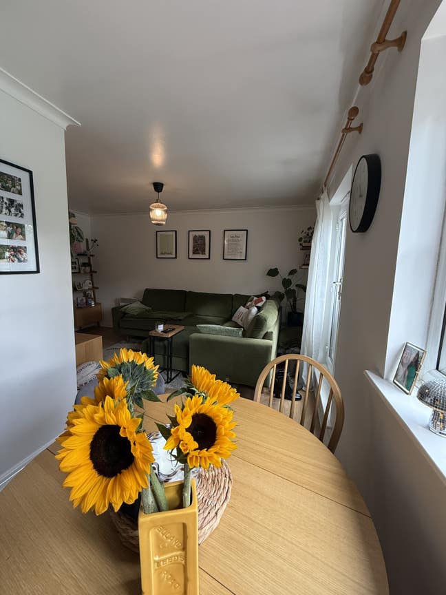 2 Bed Apartment - Leeds Main Photo
