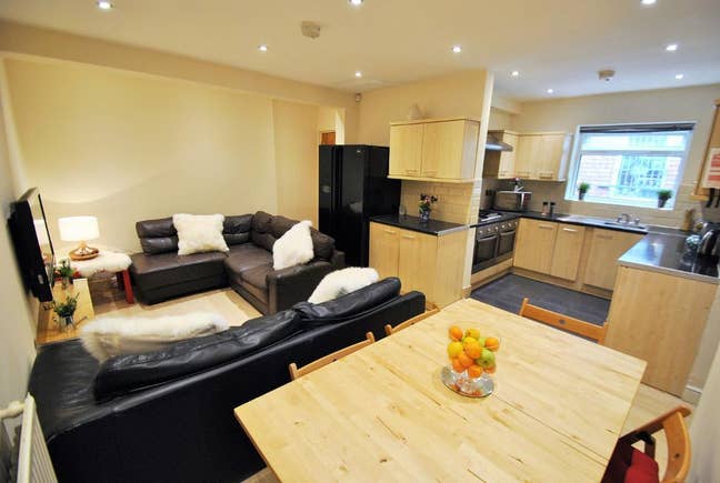 Student Tenancy Takeover - Room in Student House Main Photo