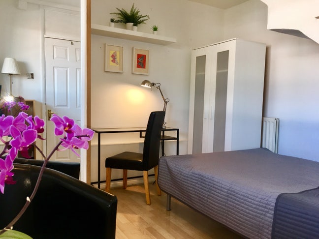 Cleaning service twice a week, Double room Main Photo