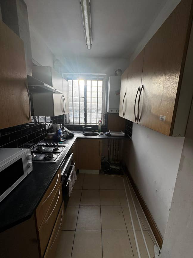 Rooms to Let in Surbiton Property  Main Photo