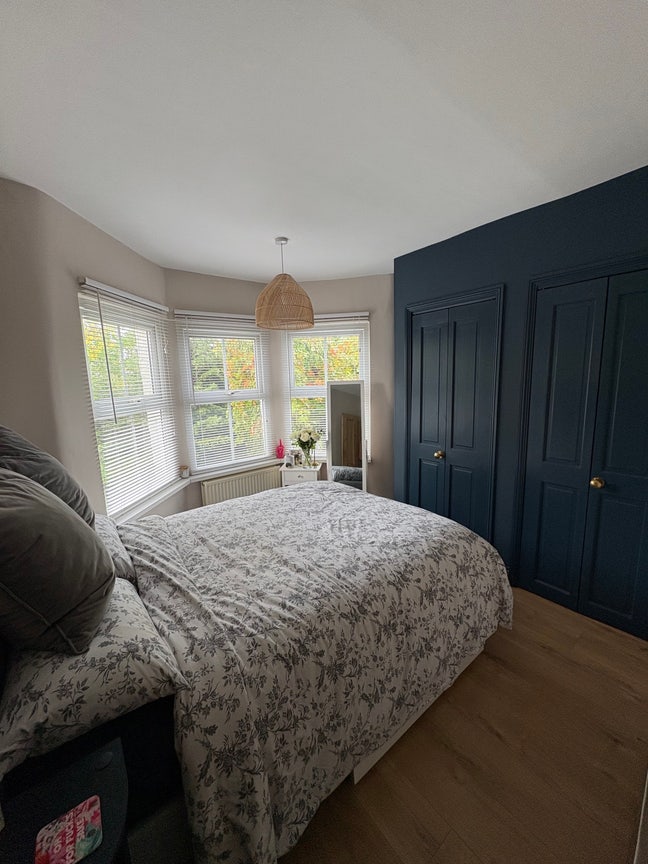 Double room in gorgeous homely flat Main Photo