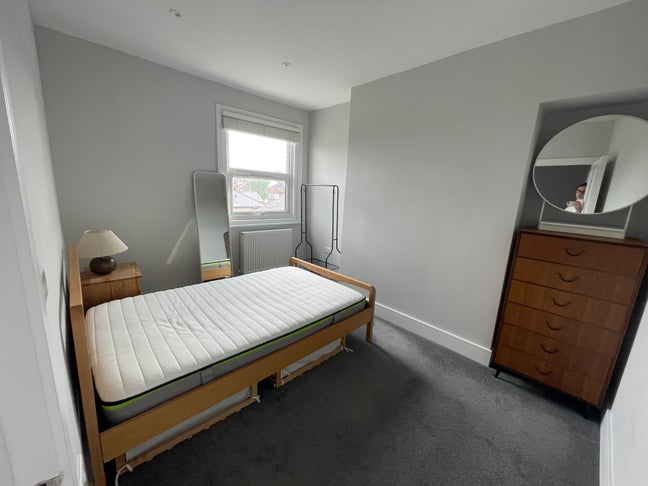 South-facing double room in Honor Oak Park Main Photo