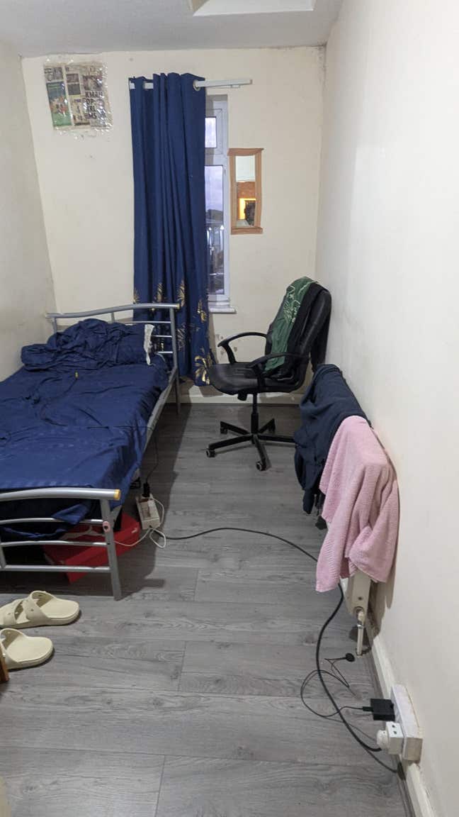 Single Room for Rent - £250/month  Main Photo