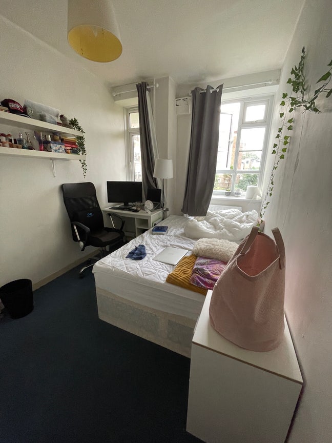 Bright double room in Hoxton!  Main Photo