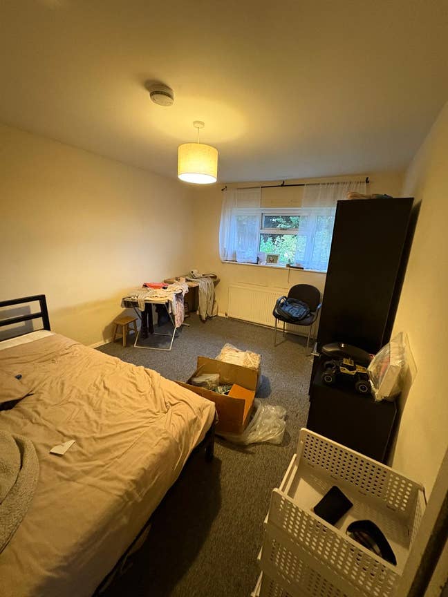 Bedspace available for a girl  Main Photo