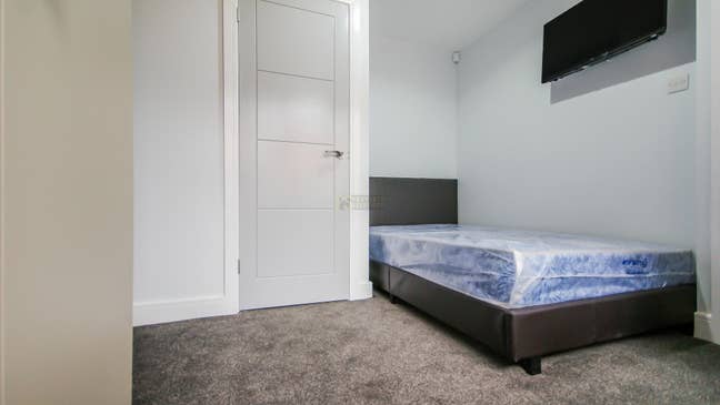 Replacement tenant needed  Main Photo