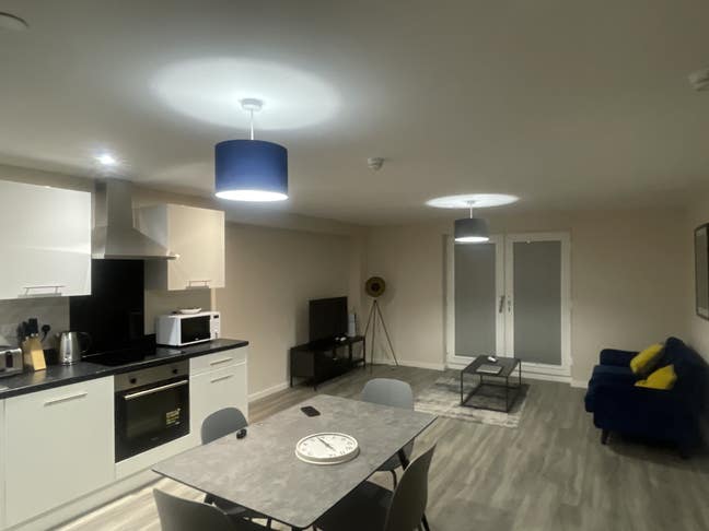 Fully Furnished Double Room with Private Bathroom  Main Photo