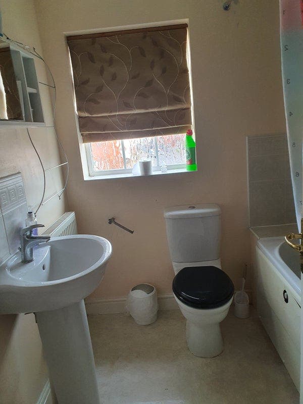 Double bedroom  near James Paget Hospital Main Photo