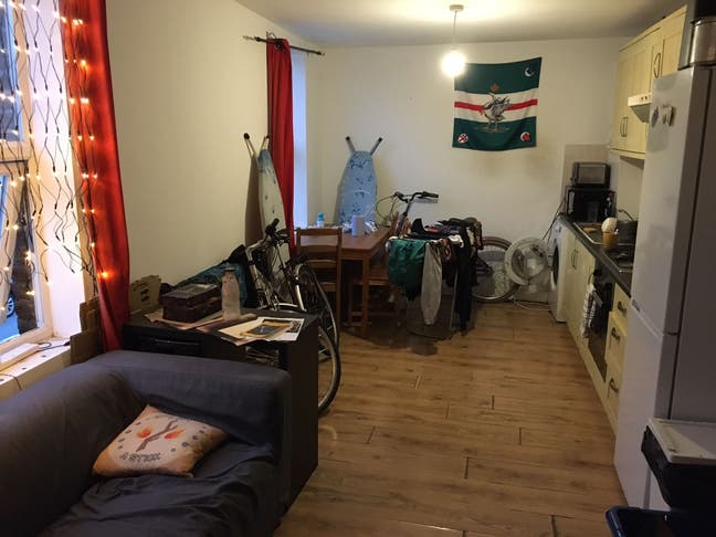 Nice room in Chiswick Main Photo