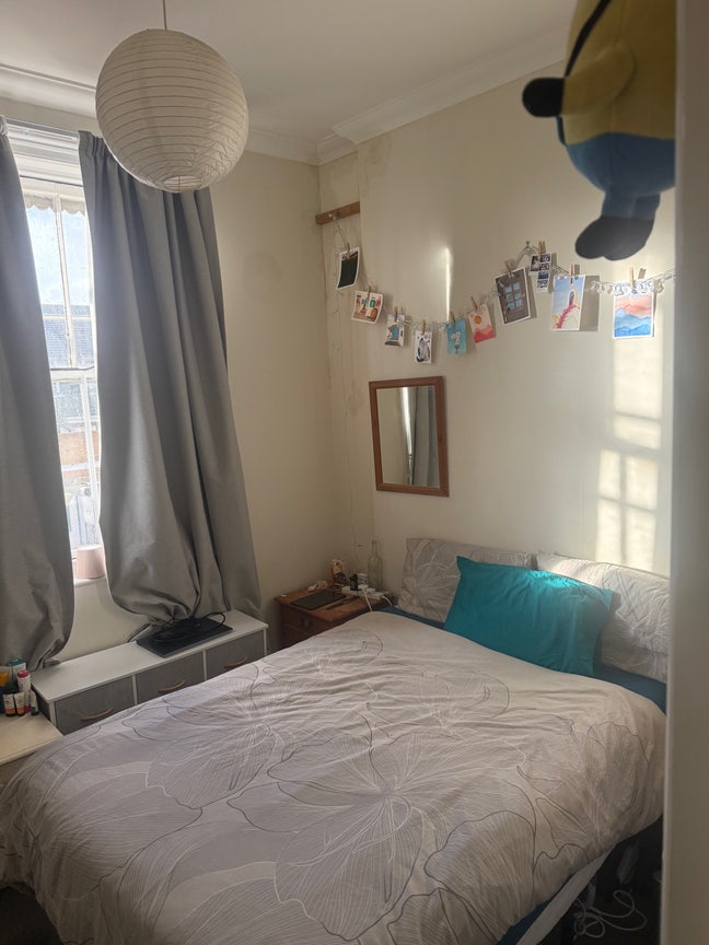 Room to rent in Hove Main Photo