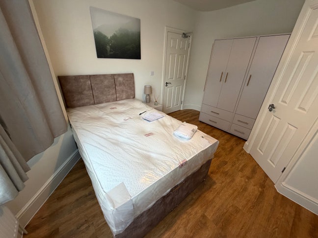 Beautiful double room available Herne bay Main Photo