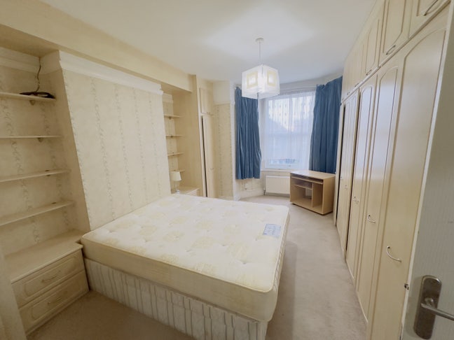 King size Double room  Main Photo