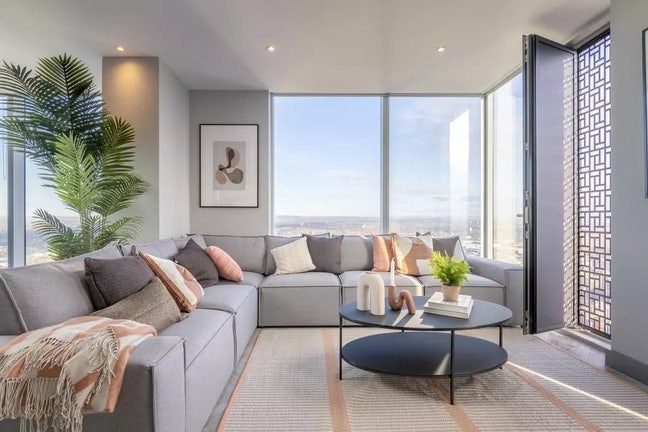 3 bedroom at the cortland colliers yard  Main Photo