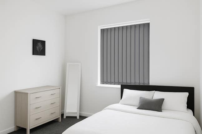 3‑Bedroom HMO on Leek Road, ST1 – Excellent Locati Main Photo