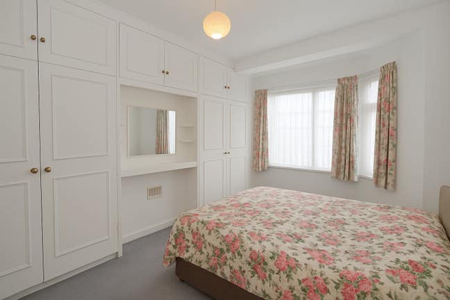 Double room for two student/ professionals Main Photo