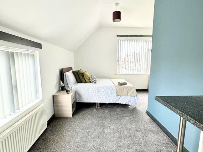 Bills Included,Stress Excluded! Rooms in Doncaster Main Photo