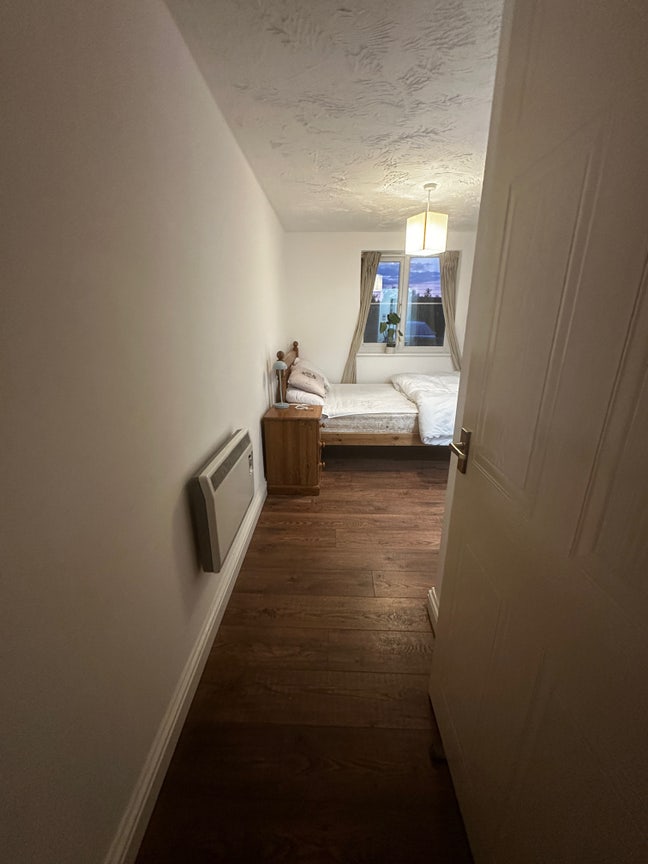 Room for rent Main Photo