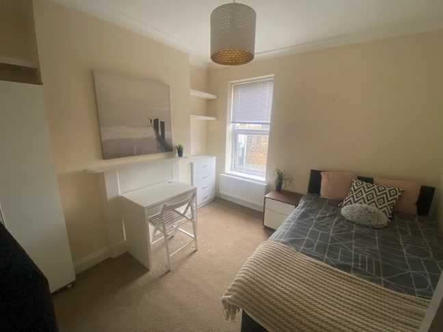 Lovely room in East Dulwich  Main Photo