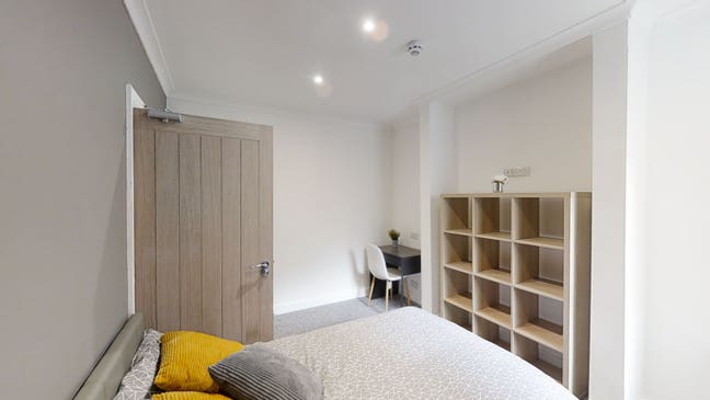 Amazing, spacious rooms Main Photo