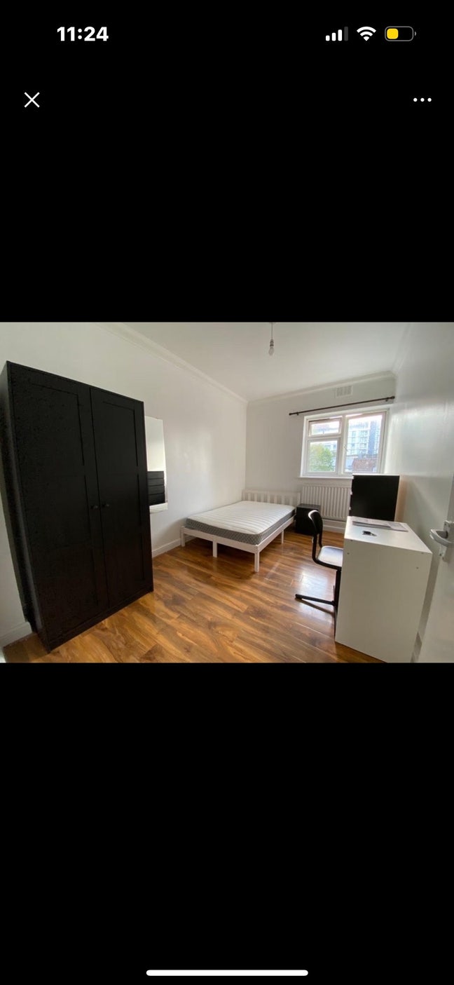 Double Room Available in Nine Elms  Main Photo
