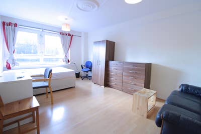 2 Double rooms to rent in NW5 Main Photo