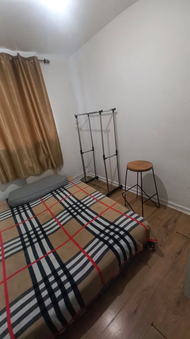 A share room is available for rent Main Photo