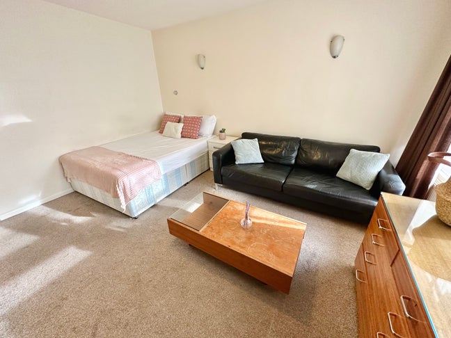 ✨ Cozy Room at St. John's Wood ✨🏠 Main Photo