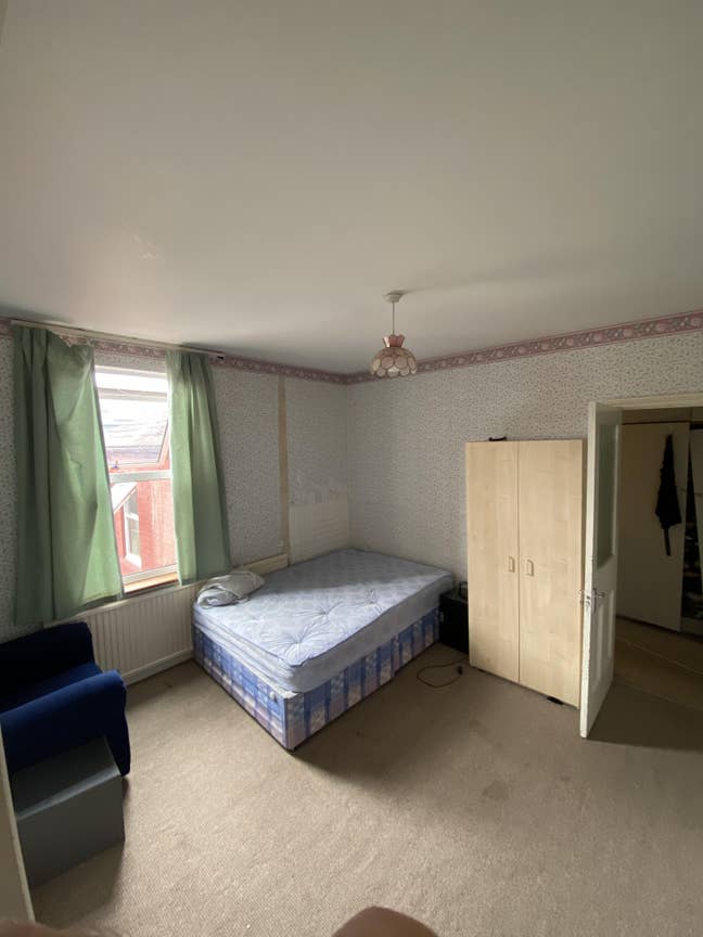 Double room £750 per month Middlesex University Main Photo