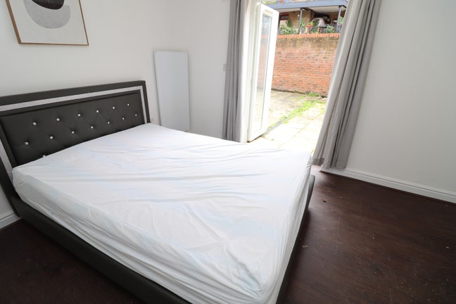 2 Beautiful Rooms in Brixton! Victoria Line! Main Photo