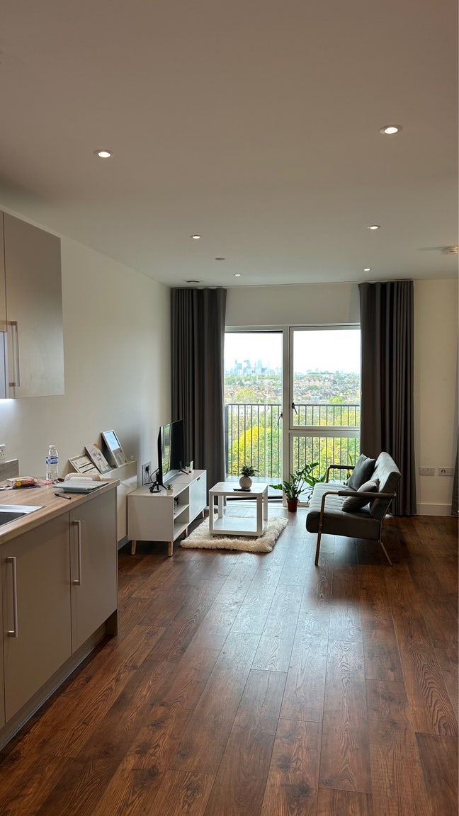 Cosy studio in barking  Main Photo