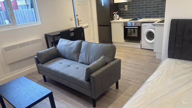 Studio flat for rent newly built  Main Photo
