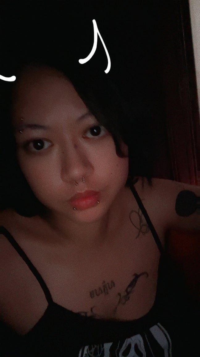 Friendly disabled 22 year old seeks double room Main Photo