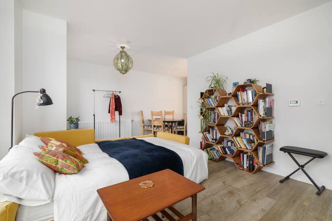 Studio flat Main Photo