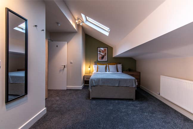 ✨ New Room Alert! - Failsworth Ensuite 🔥 Main Photo